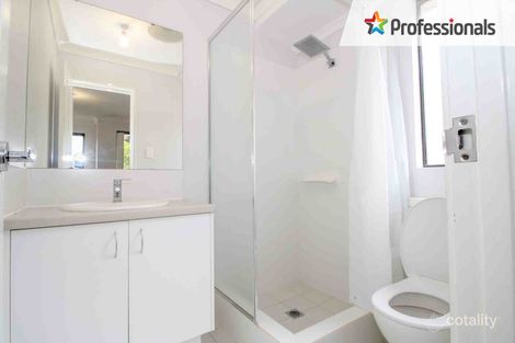 Property photo of 3 Bandicoot Place Brookdale WA 6112