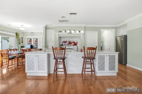 Property photo of 14 Balladong Crescent Tarneit VIC 3029