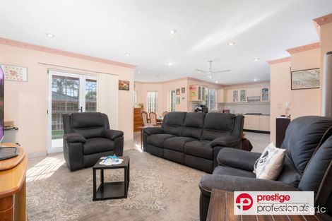 Property photo of 5 Collie Court Wattle Grove NSW 2173