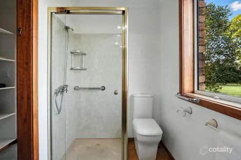 Property photo of 14 Bayview Drive Blackstone Heights TAS 7250