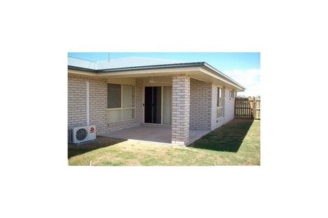 Property photo of 26 Dawson Avenue Thabeban QLD 4670