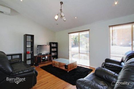 Property photo of 2/26 Russell Crescent Boronia VIC 3155