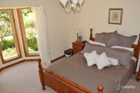 Property photo of 31 Pinehall Avenue Mount Gambier SA 5290