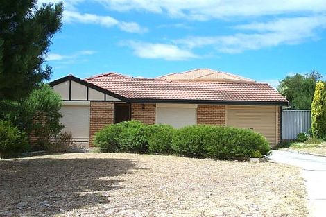 17 Yate Ct, Morley, WA 6062