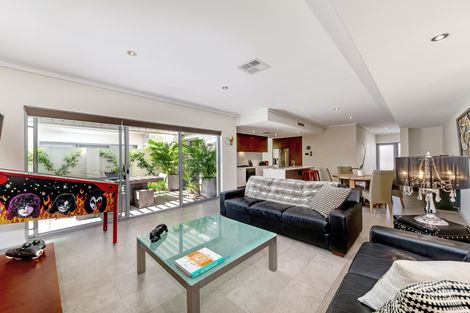 Property photo of 5 Pisconeri Street Perth WA 6000