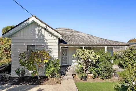 25 Margaret St, Wyong, NSW 2259