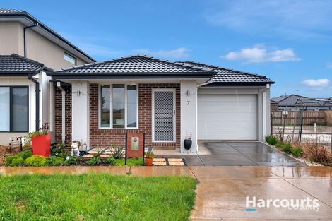 Property photo of 7 Hadlee Street Rockbank VIC 3335