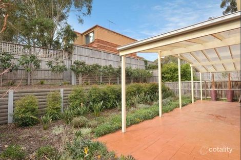 Property photo of 4 Oak Court Box Hill South VIC 3128
