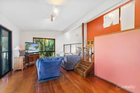 Property photo of 71 Bimbadeen Avenue Banora Point NSW 2486