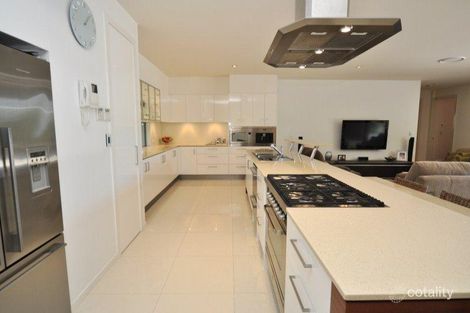 Property photo of 11 Uplands Drive Parkwood QLD 4214