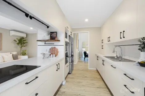 Property photo of 19 Blackbutt Avenue Pennant Hills NSW 2120
