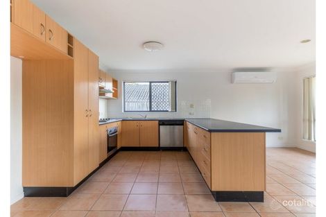 Property photo of 35 Bullen Circuit Forest Lake QLD 4078