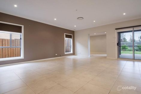 Property photo of 14 Wedgebill Place Cranebrook NSW 2749