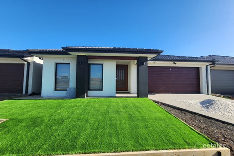 Property photo of 51 Wollahra Rise Wyndham Vale VIC 3024