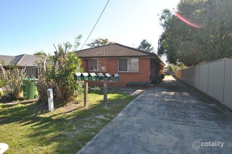 Property photo of 3/8 Holmes Avenue Toukley NSW 2263