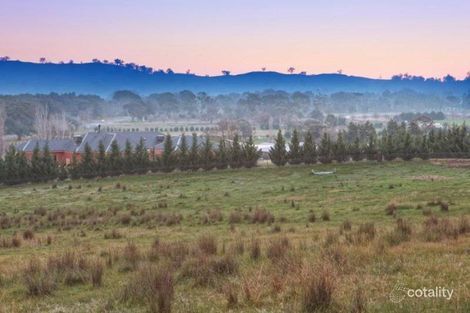 Property photo of 10 Griffith Drive Splitters Creek NSW 2640