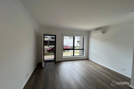 Property photo of 96 Fusion Circuit Cranbourne West VIC 3977