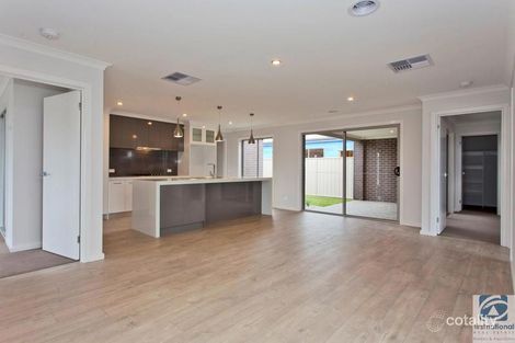 Property photo of 18 Gurney Crescent Wodonga VIC 3690