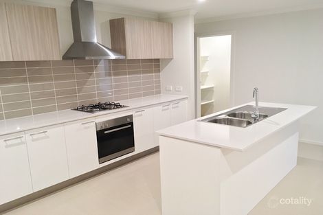 Property photo of 3 Sark Street Clyde North VIC 3978