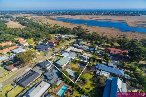 Property photo of 2 Wedge Court Seaford VIC 3198