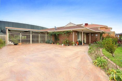 74 Hennessy Way, Dandenong North, VIC 3175