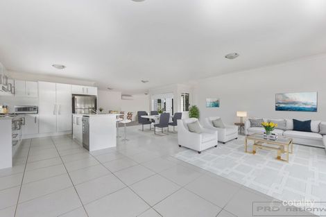 Property photo of 24 Murphy Circuit Ashtonfield NSW 2323