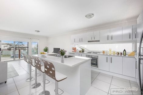 Property photo of 24 Murphy Circuit Ashtonfield NSW 2323