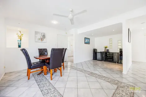 Property photo of 29 Bowerbird Avenue Eli Waters QLD 4655