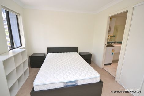 Property photo of 8/273 Boundary Street Spring Hill QLD 4000