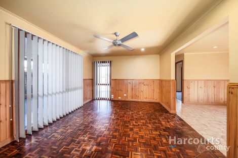 Property photo of 30 Warrington Crescent Deer Park VIC 3023
