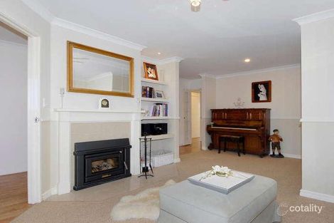 8 Arpenteur Dr, Baldivis, WA 6171