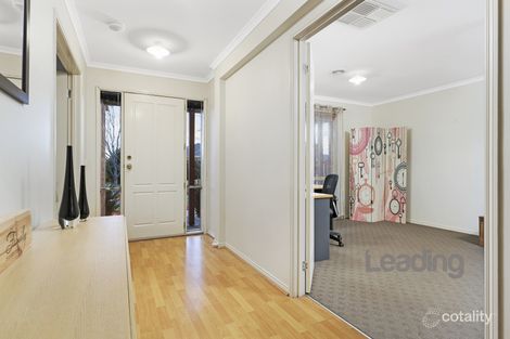 Property photo of 11 Malbec Court Sunbury VIC 3429