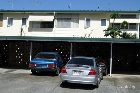 Property photo of 2/10-14 Havana Key Broadbeach Waters QLD 4218