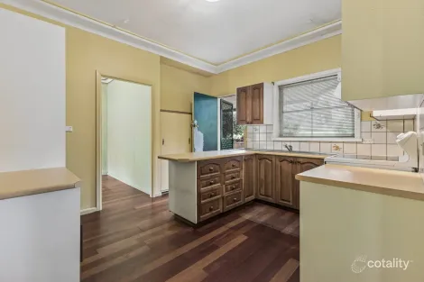 Property photo of 8 Willandra Parade Heathcote NSW 2233