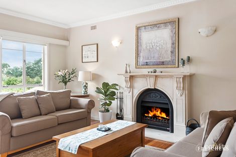 Property photo of 33 Dempster Avenue Balwyn North VIC 3104