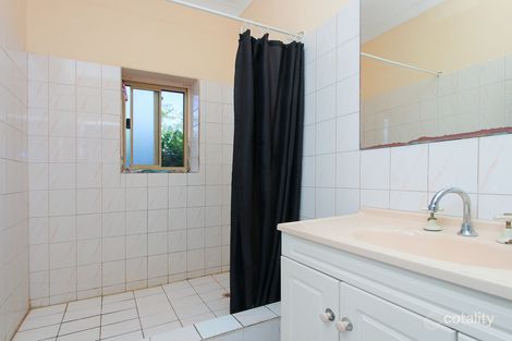 Property photo of 9 Halsey Close Cannington WA 6107