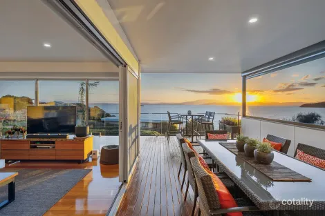 Property photo of 9 Casuarina Close Primrose Sands TAS 7173