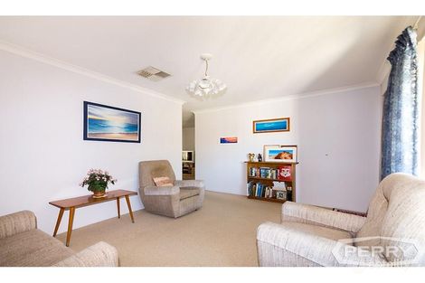 Property photo of 2 Lydia Place Greenfields WA 6210