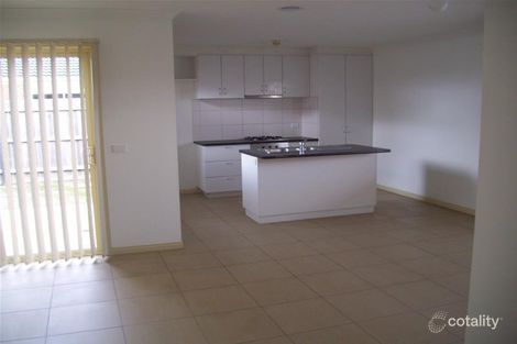 Property photo of 4/11-13 Palmer Drive Narre Warren VIC 3805
