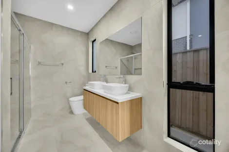 Property photo of 34 Rubrum Road Sunbury VIC 3429