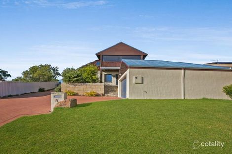 9 Moorpark Ave, Yanchep, WA 6035