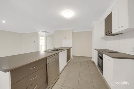 Property photo of 1 Takoko Place Kirkwood QLD 4680
