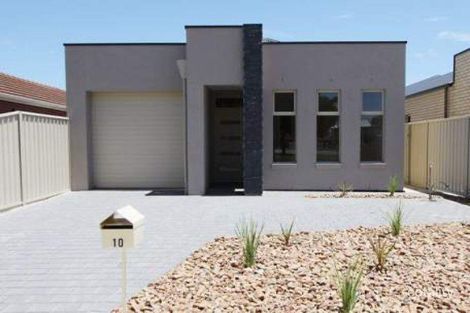 10a Dampier Ave, Findon, SA 5023