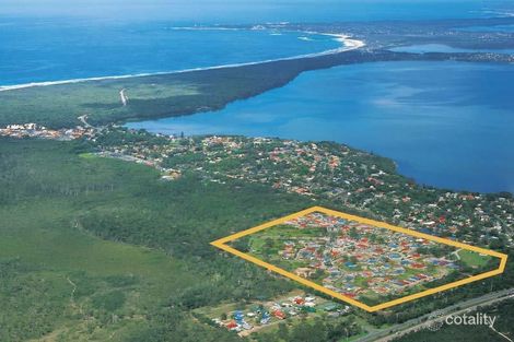 Property photo of 14 Lawver Crescent Lake Munmorah NSW 2259