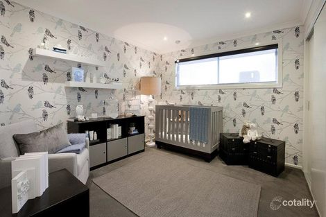 Property photo of 31 Burford Way Cranbourne North VIC 3977