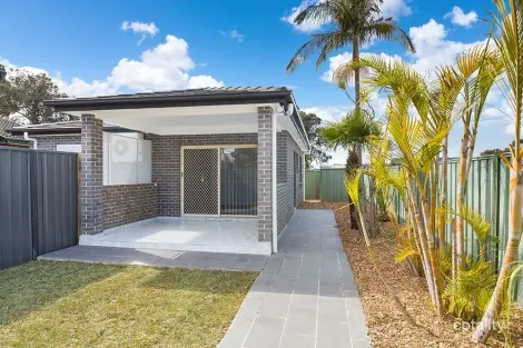 8a Keats Pl, Heathcote, NSW 2233