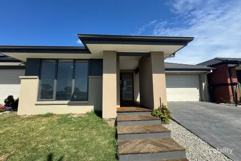 24 Yering St, Mount Duneed, VIC 3217