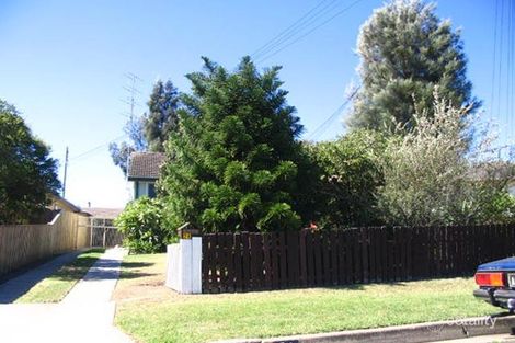 24 Andrew Cres, Mount Warrigal, NSW 2528