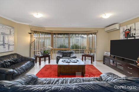 Property photo of 17 Peppermint Grove Knoxfield VIC 3180