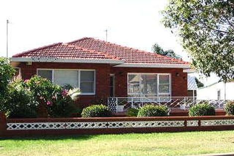 8 Eton St, Fairfield, NSW 2165